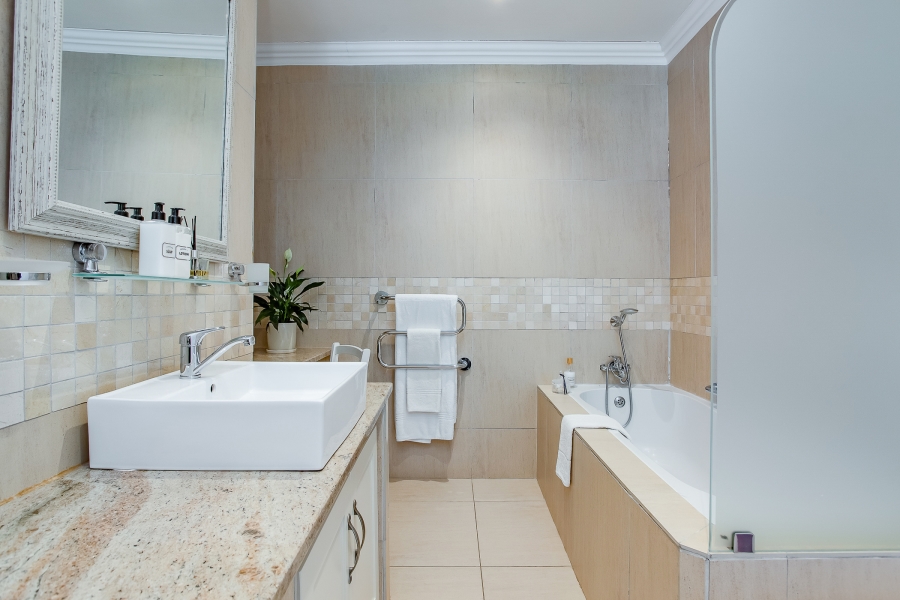 4 Bedroom Property for Sale in Franschhoek Western Cape